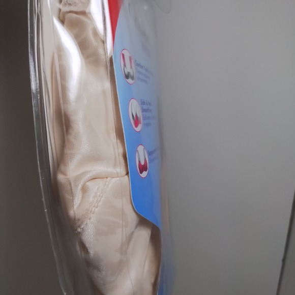 Playtex 18 Hour Bra 4693 Ultimate Shoulder Comfort Wirefree Size 38B Beige New - Picture 11 of 11
